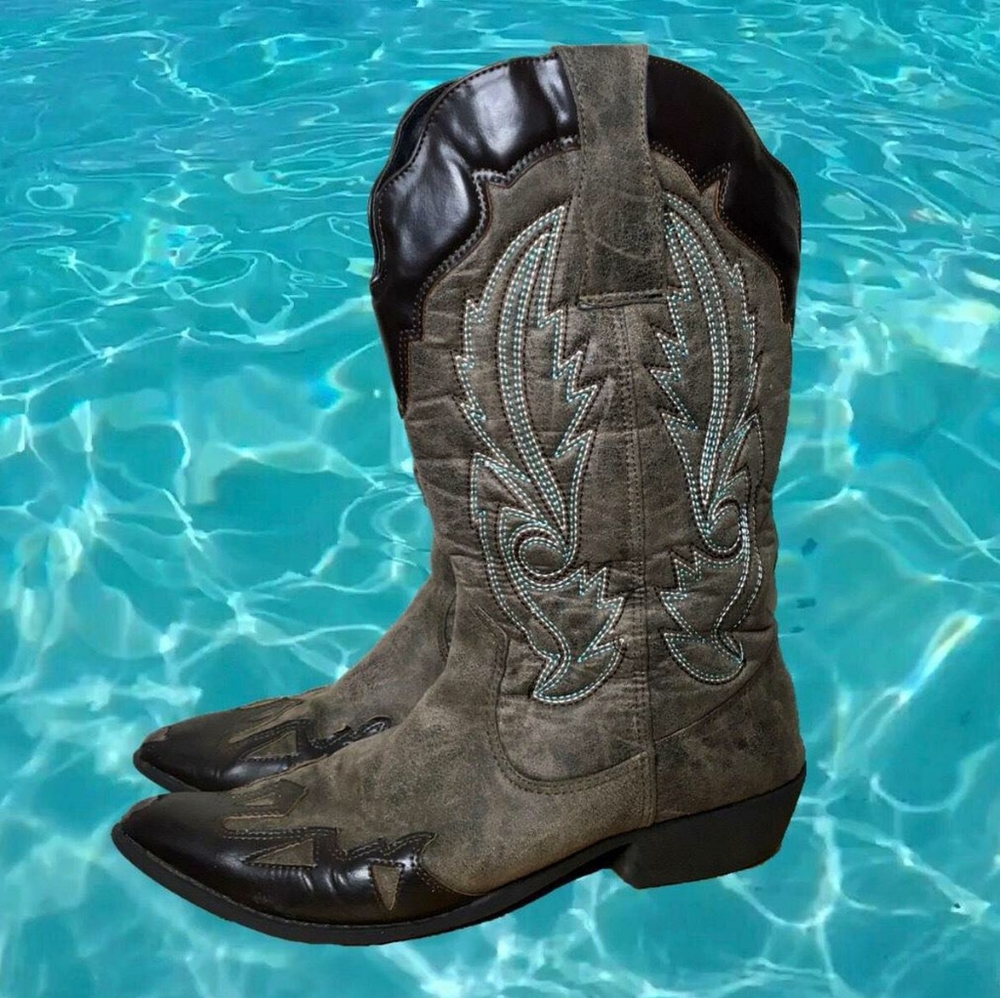 Vintage brown cowboy boots 8.5 women's